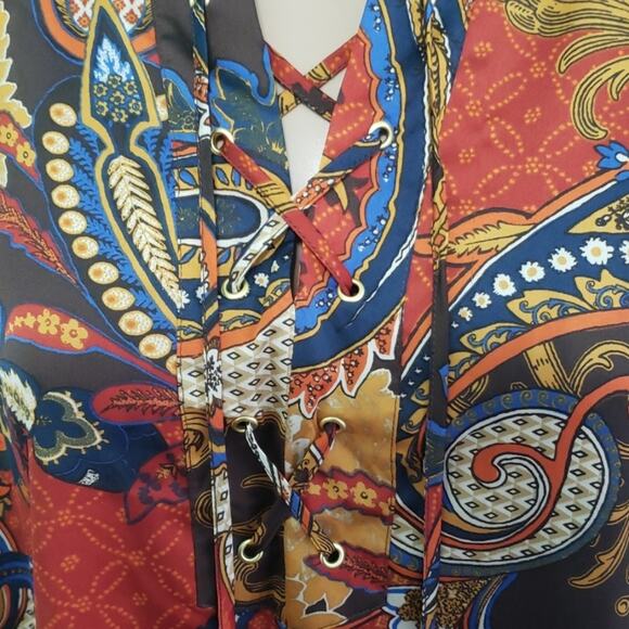 Chico's Long Sleeved Blouse M‎ - Picture 2 of 8